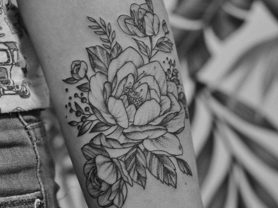 Floral Schwarz-Grau